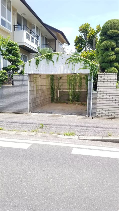 車庫 植物